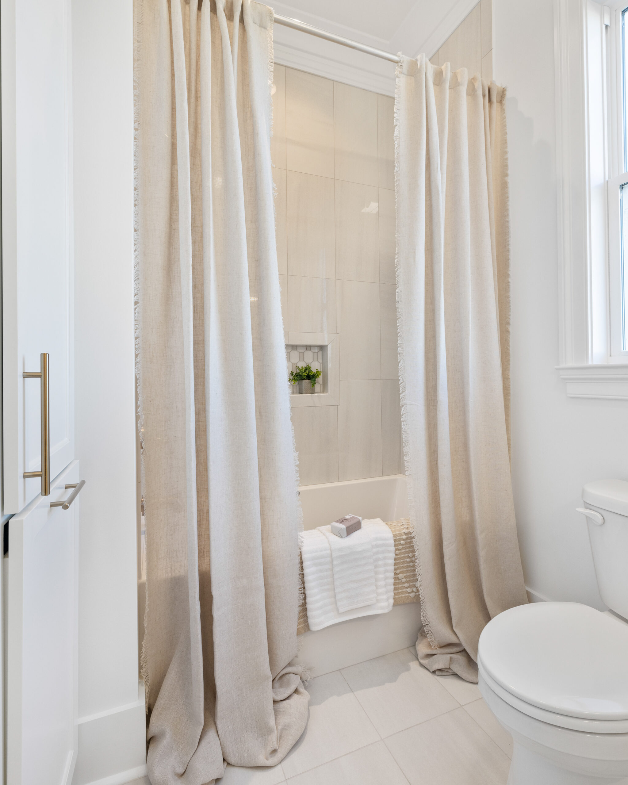Custom home craftsmanship at Southern Grace by Prestigious Home Builders, Lafayette