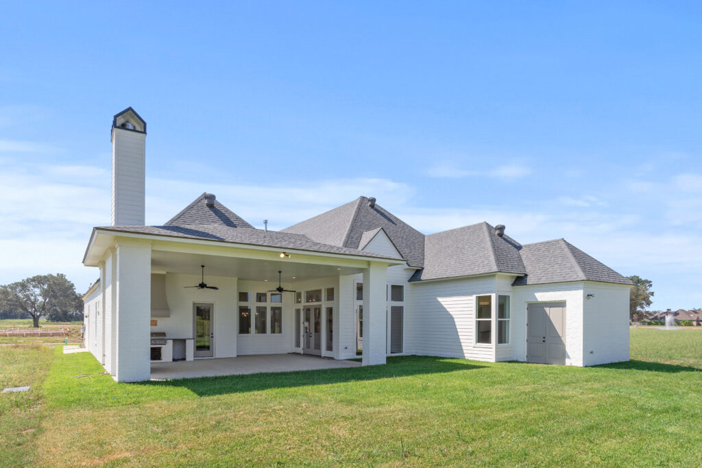 Winding Oak, a custom home by Prestigious Home Builders