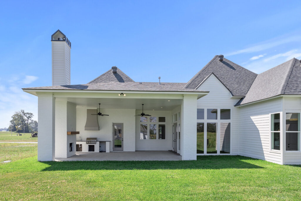 Winding Oak, a custom home by Prestigious Home Builders