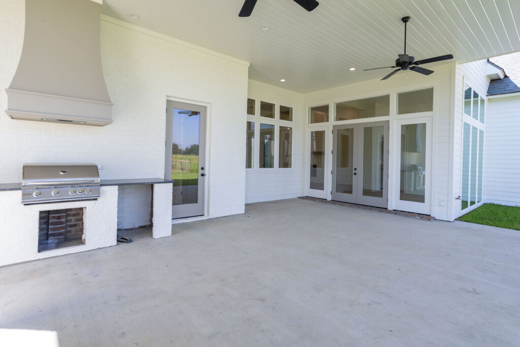 Winding Oak, a custom home by Prestigious Home Builders