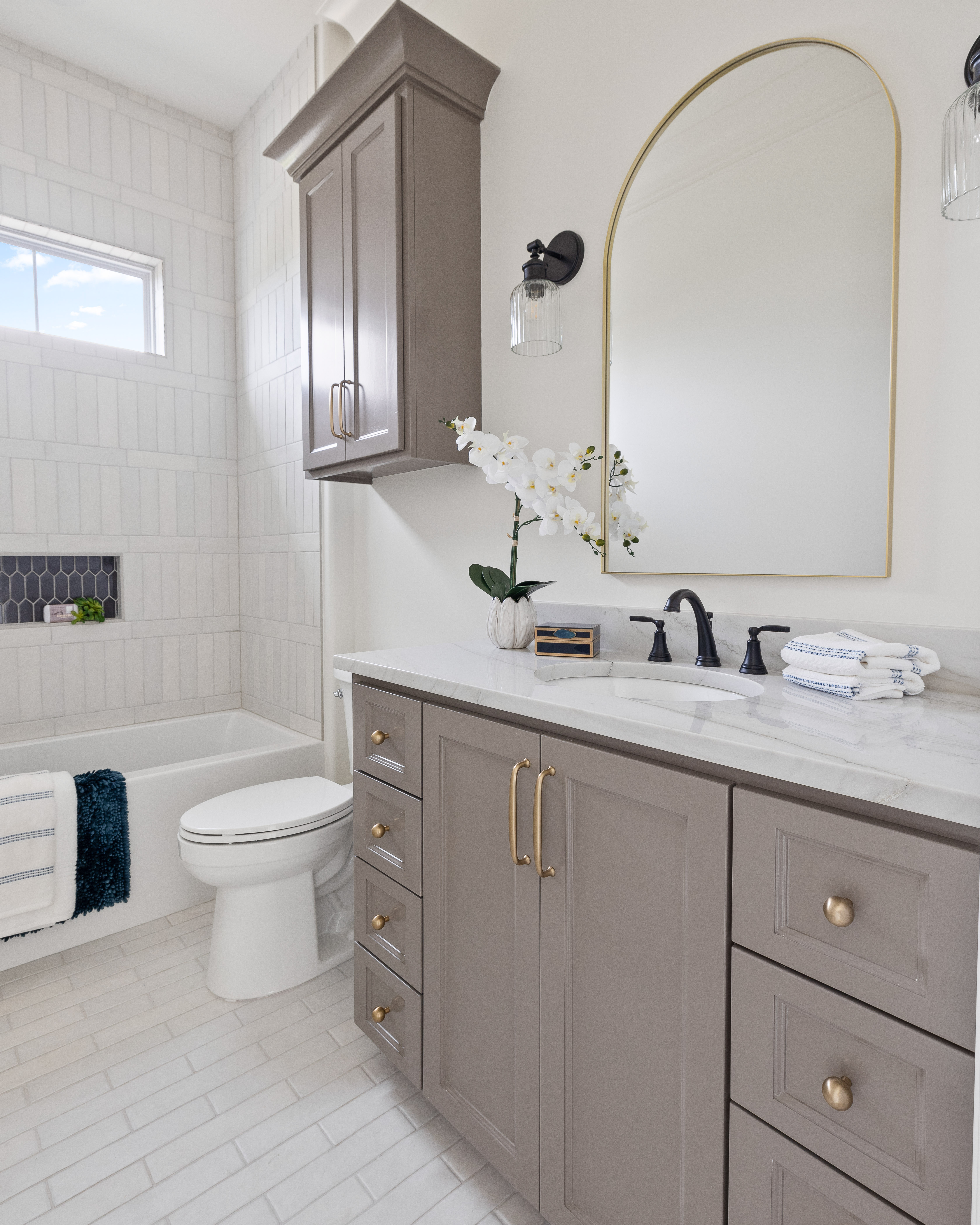 Custom home craftsmanship at Meadowline Residence by Prestigious Home Builders, Acadiana