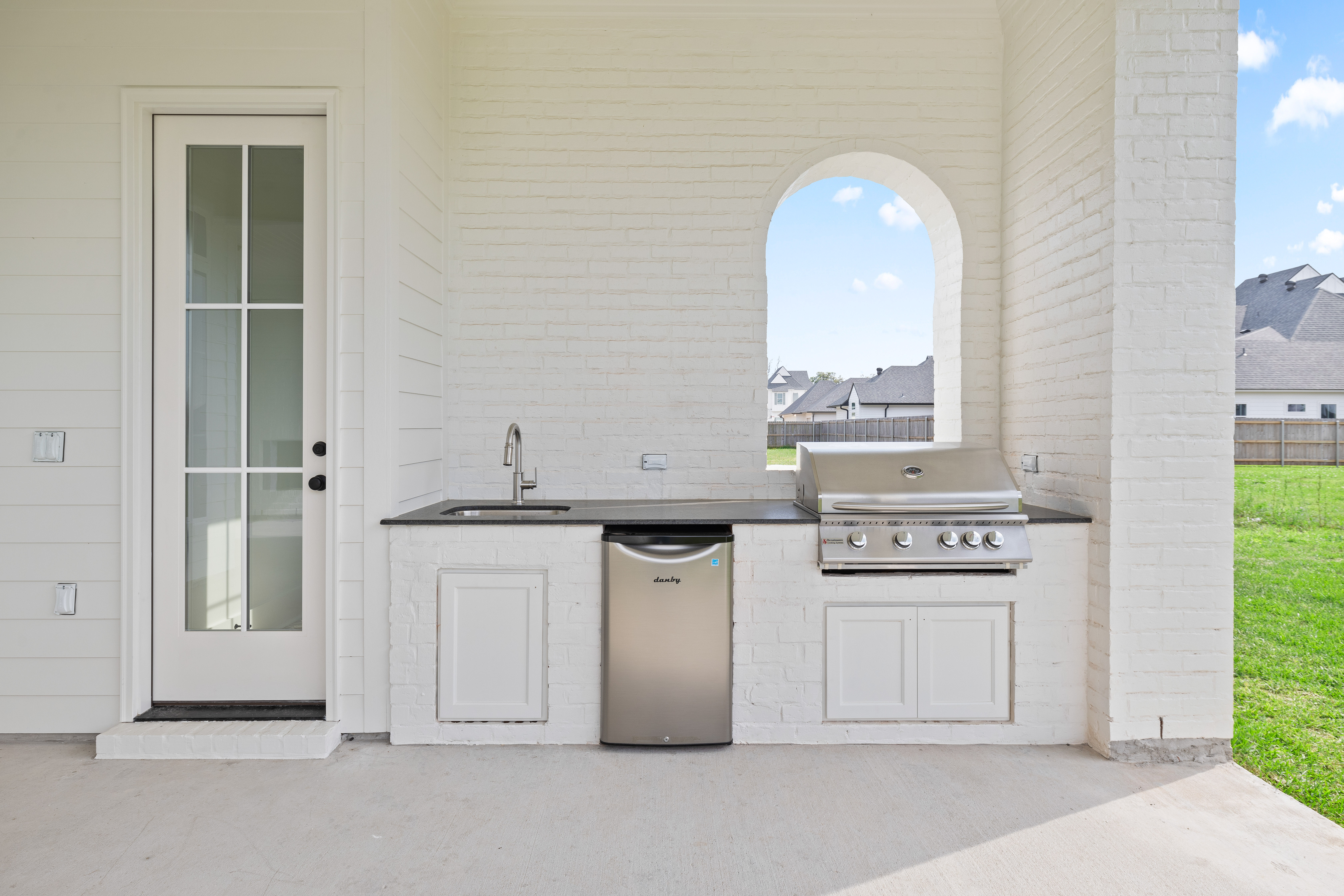 Custom home craftsmanship at Meadowline Residence by Prestigious Home Builders, Acadiana